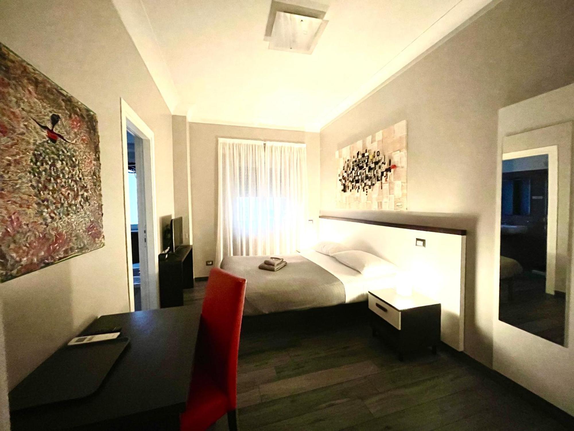 Your House By Ale Affittacamere 3*